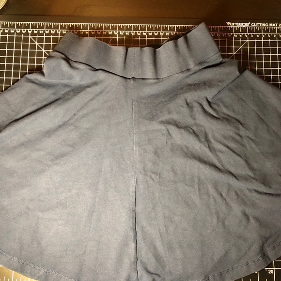 H&M XS Navy Blue Skater Circle Skirt - Picture 2 of 4